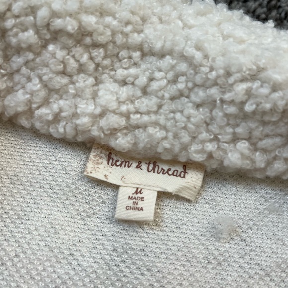 NWOT HEM & THREAD Ivory Fleece Button Up Jacket Women’s Size Medium Cozy Fall - Picture 2 of 3